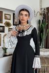 Ruyn Dress with Brooch Detail