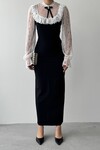 Sose Dress with Brooch Detail
