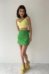 Miniskirt with slit