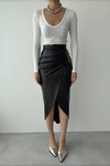 Maxam Belted Leather Skirt