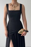 Luen Dress with Slit Detail